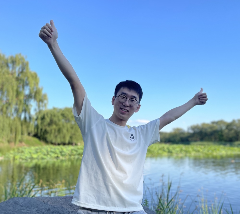 Yifan Xu (许逸凡)